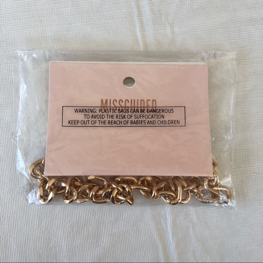 Gold chain necklace⛓